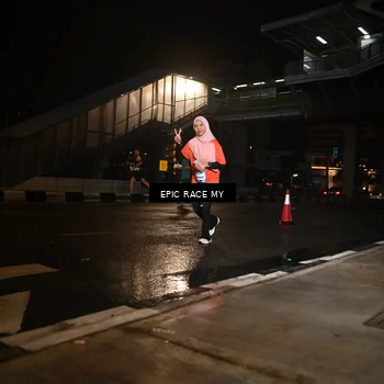 Runner Photo 7717251