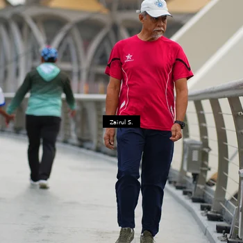 Runner Photo 7717262