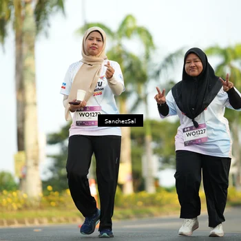 Runner Photo 7717272