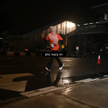 Runner Photo 7717273