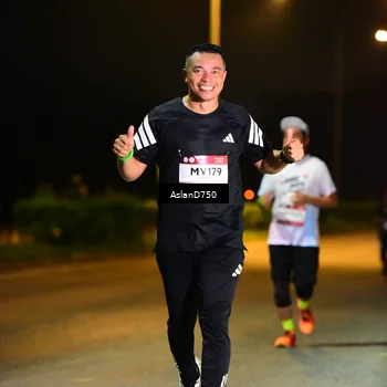 Runner Photo 7717293