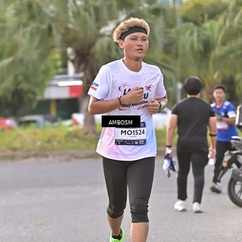 Runner Photo 7717315