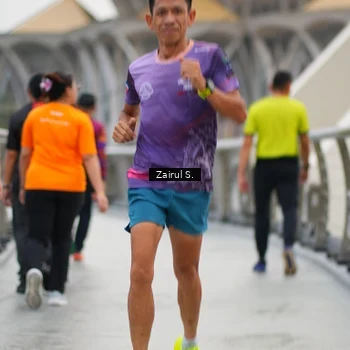 Runner Photo 7717317