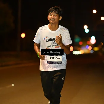Runner Photo 7717321