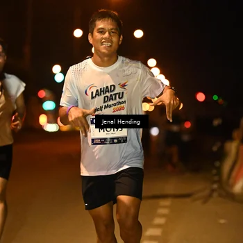 Runner Photo 7717332