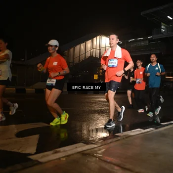 Runner Photo 7717353