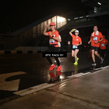 Runner Photo 7717359