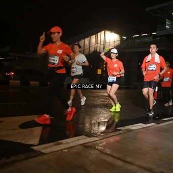 Runner Photo 7717369