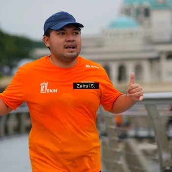 Runner Photo 7717376