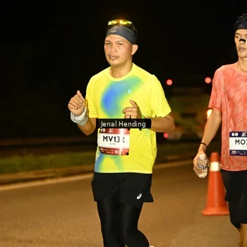 Runner Photo 7717385