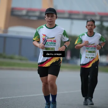 Runner Photo 7717390
