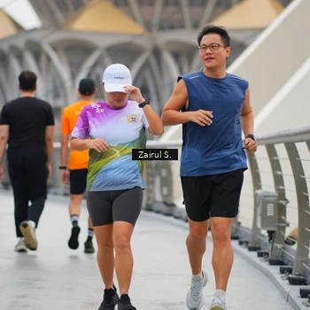 Runner Photo 7717405