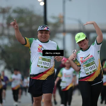 Runner Photo 7717411