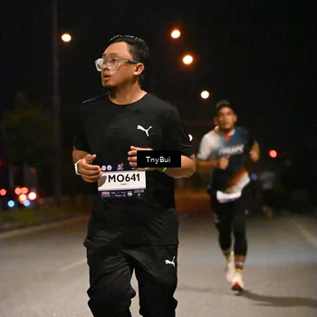 Runner Photo 7717418