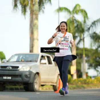 Runner Photo 7717441
