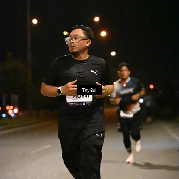 Runner Photo 7717442