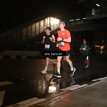 Runner Photo 7717444
