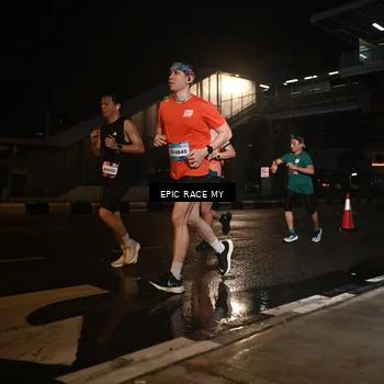 Runner Photo 7717447