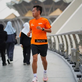 Runner Photo 7717454