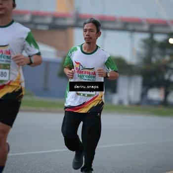 Runner Photo 7717490