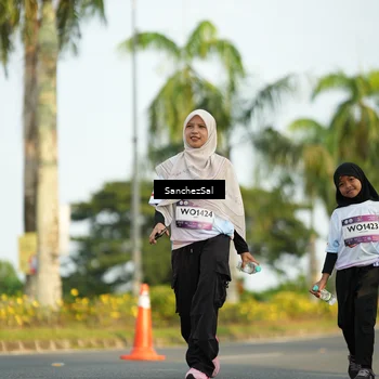 Runner Photo 7717508