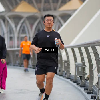Runner Photo 7717532