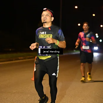 Runner Photo 7717535