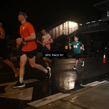 Runner Photo 7717539