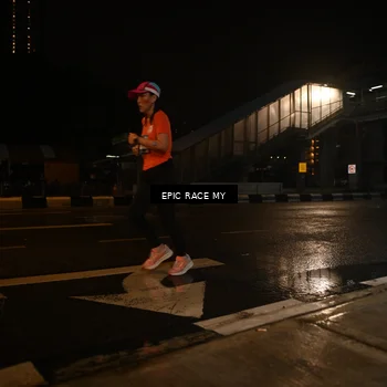 Runner Photo 7717541