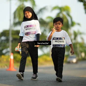 Runner Photo 7717548
