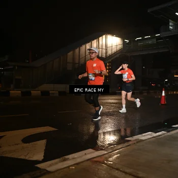 Runner Photo 7717584
