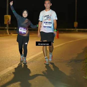 Runner Photo 7717598