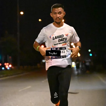 Runner Photo 7717611