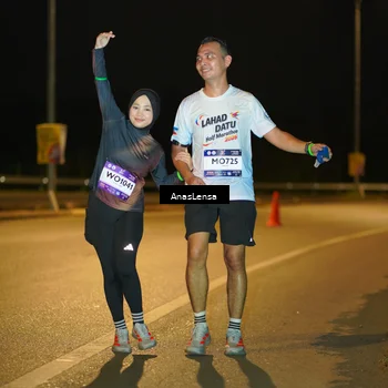 Runner Photo 7717615