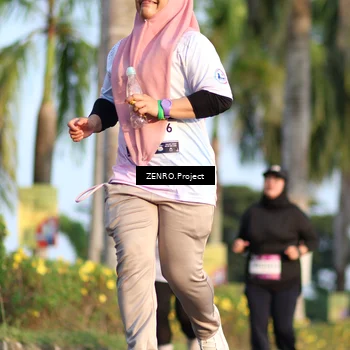 Runner Photo 7717639