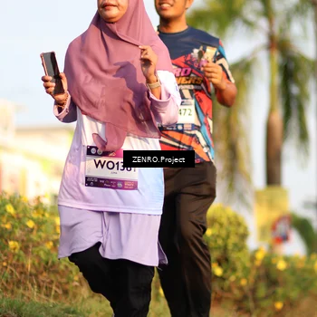 Runner Photo 7717641