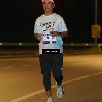 Runner Photo 7717646