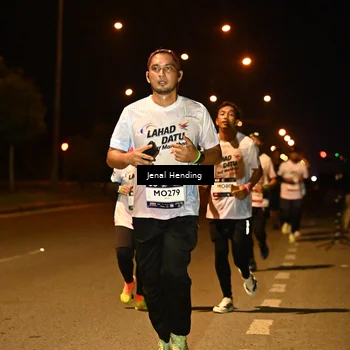 Runner Photo 7717649