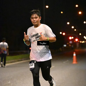 Runner Photo 7717670
