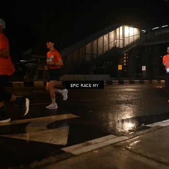 Runner Photo 7717678