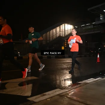 Runner Photo 7717684