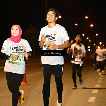 Runner Photo 7717686