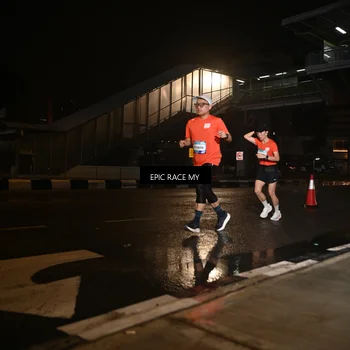 Runner Photo 7717691