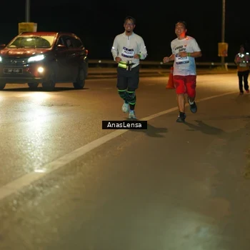 Runner Photo 7717697
