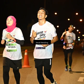 Runner Photo 7717704