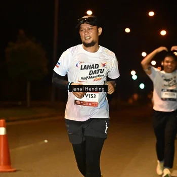 Runner Photo 7717713