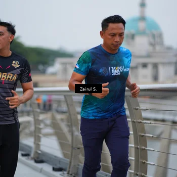 Runner Photo 7717715
