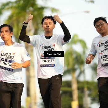 Runner Photo 7717726