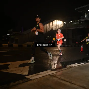 Runner Photo 7717735