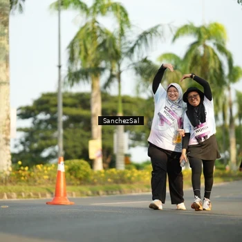 Runner Photo 7717753